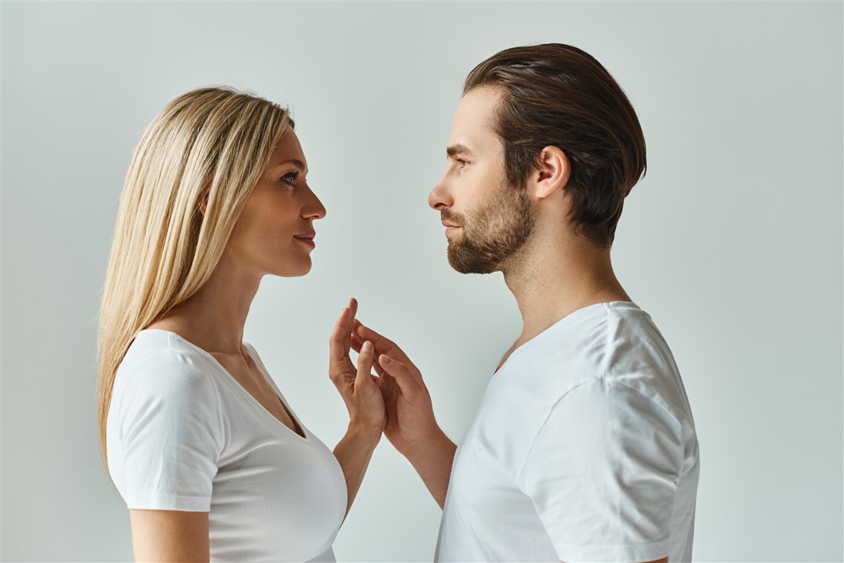 Comment faire mûrir un bouton avant une rencontre amoureuse ?